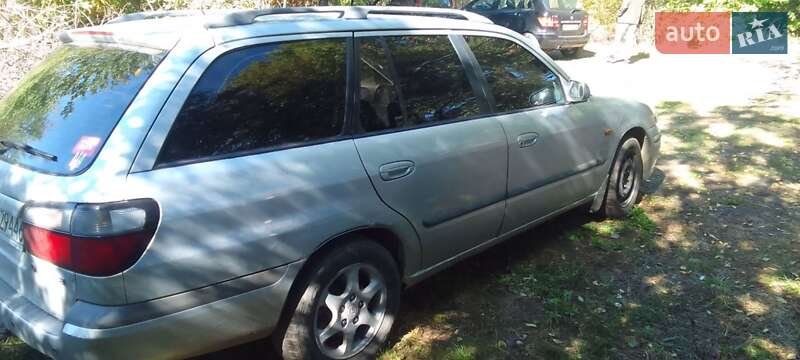 Универсал Mazda 626 1999 в Владимире