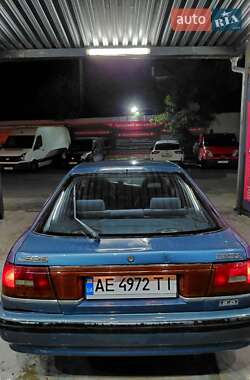 Хэтчбек Mazda 626 1988 в 