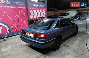 Хэтчбек Mazda 626 1988 в 