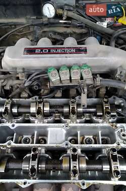Хэтчбек Mazda 626 1988 в 