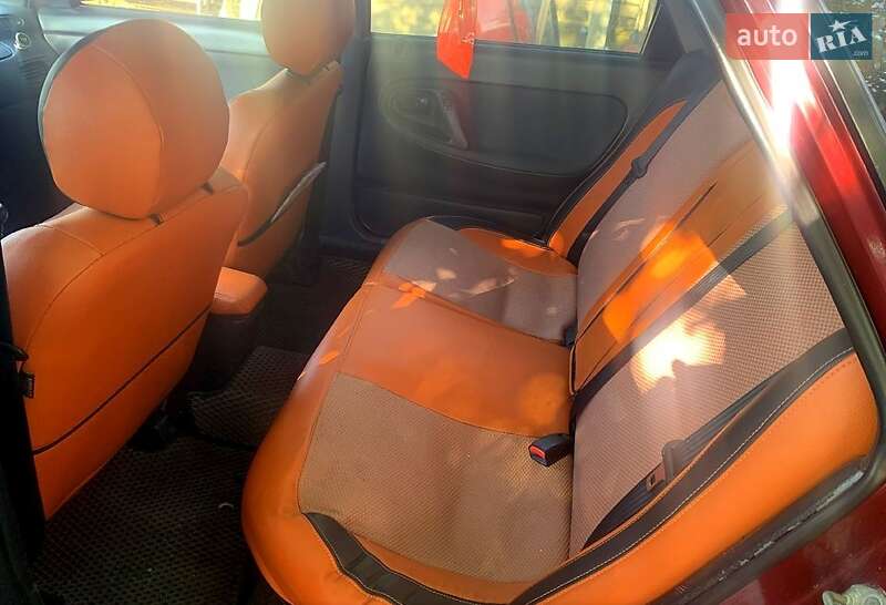 Седан Mazda 626 1997 в 