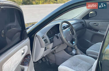 Седан Mazda 626 2001 в 