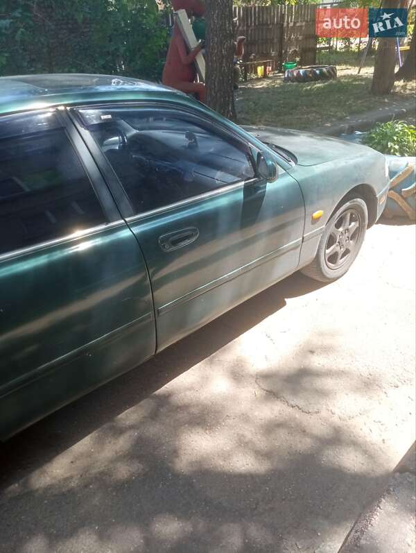 Седан Mazda 626 1993 в Черкассах