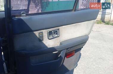 Хэтчбек Mazda 626 1986 в 