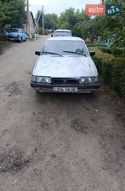 Седан Mazda 626 1987 в 