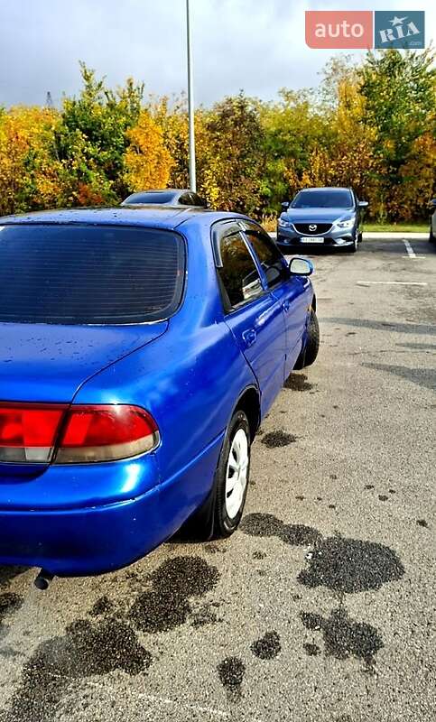 Седан Mazda 626 1996 в Харькове