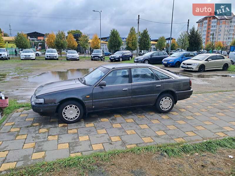 Хэтчбек Mazda 626 1988 в Буче