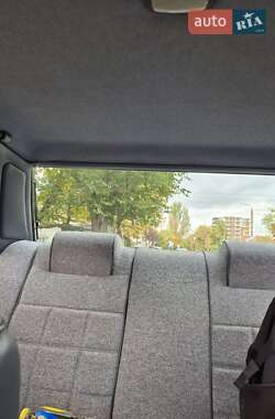 Седан Mazda 626 1987 в 