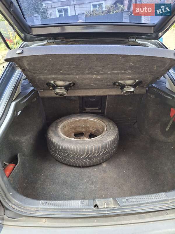 Хэтчбек Mazda 626 1997 в Ровно