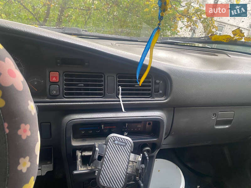 Хэтчбек Mazda 626 1989 в Галиче