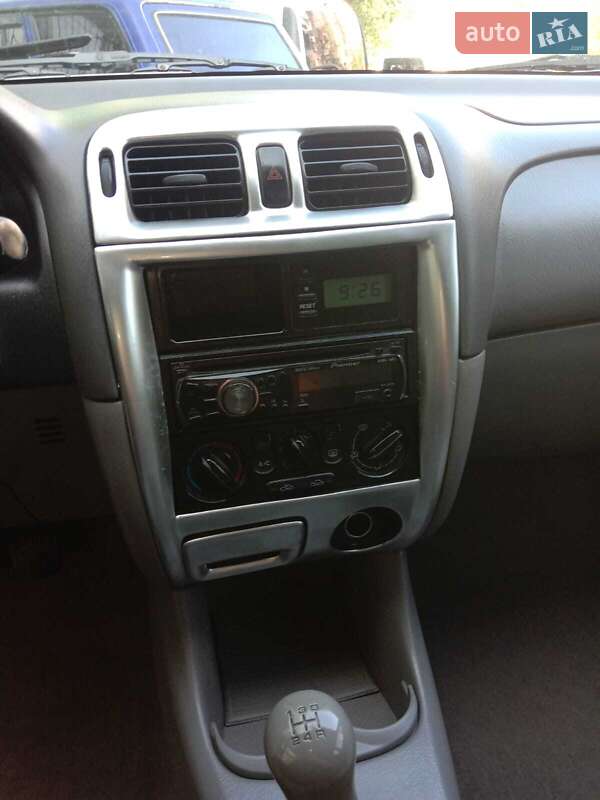 Хэтчбек Mazda 626 2002 в Полтаве фото 4 Хэтчбек Mazda 626 2002 в Полтаве