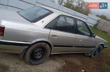 Седан Mazda 626 1990 в  фото 4 Седан Mazda 626 1990 в