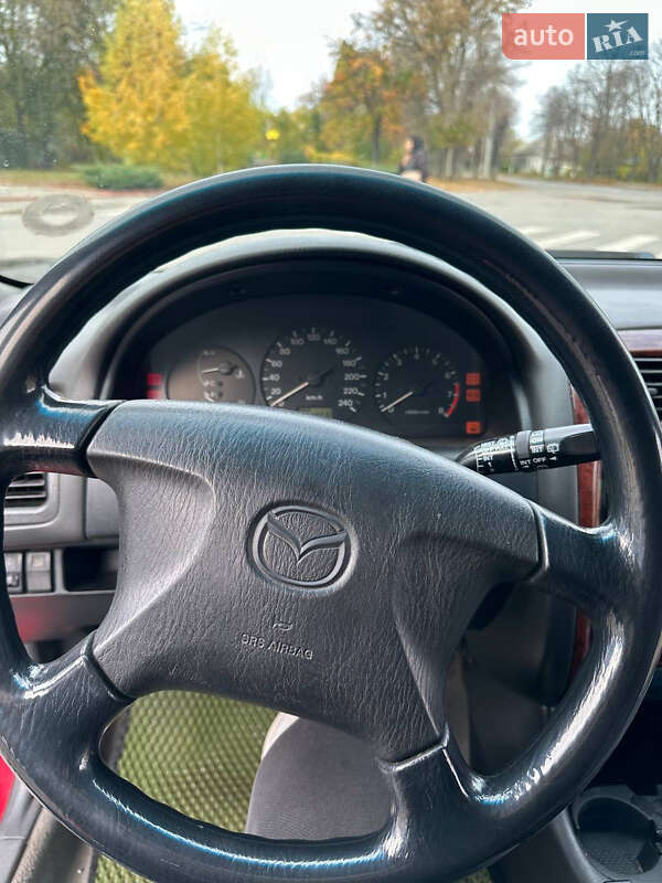 Хэтчбек Mazda 626 1999 в Кременчуге