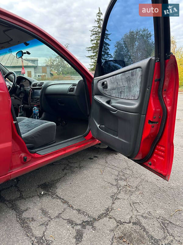 Хэтчбек Mazda 626 1999 в Кременчуге