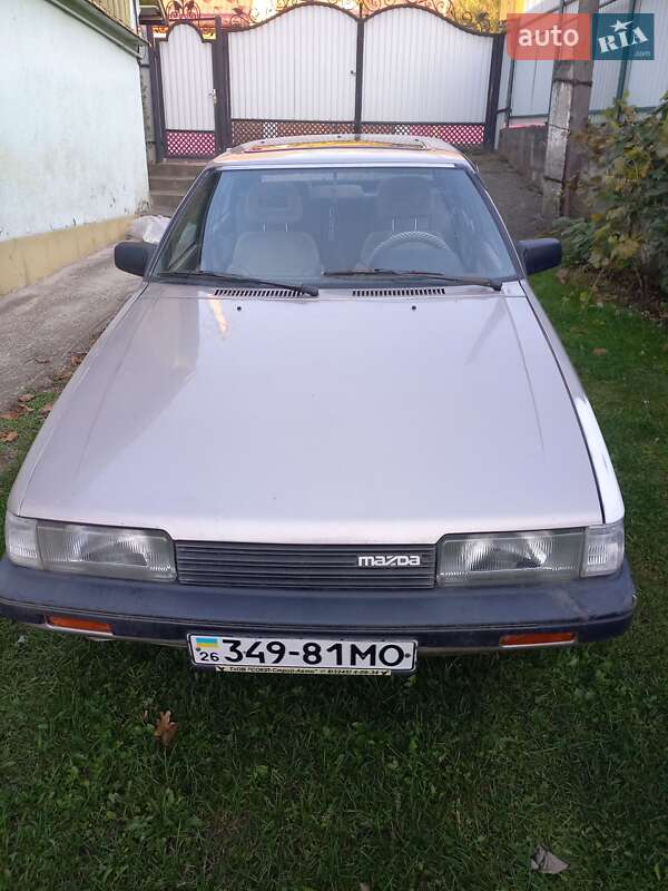 Хетчбек Mazda 626 1987 в Чернівцях фото Хетчбек Mazda 626 1987 в Чернівцях