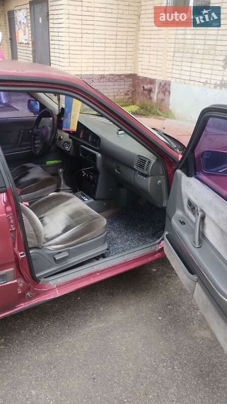 Седан Mazda 626 1991 в Одессе