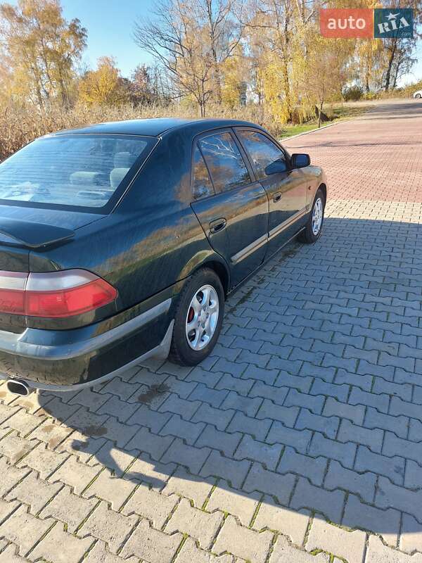 Седан Mazda 626 1997 в Липовце
