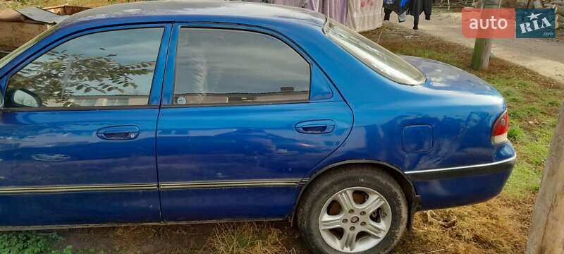 Седан Mazda 626 1993 в Могилев-Подольске