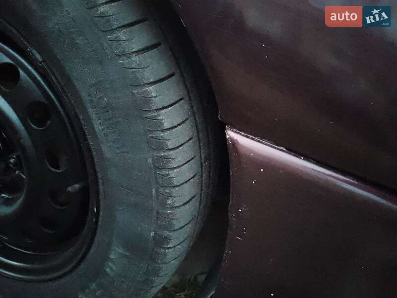 Хетчбек Mazda 626 1992 в Городку