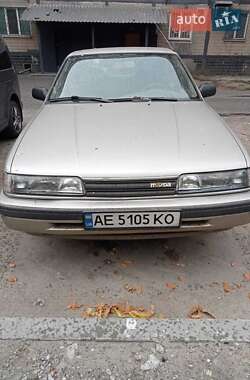 Седан Mazda 626 1988 в Дніпрі