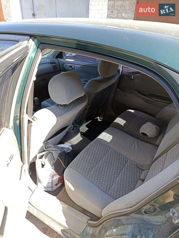 Хэтчбек Mazda 626 2000 в Харькове