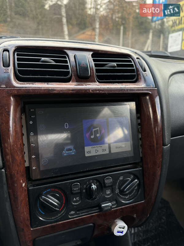 Седан Mazda 626 1997 в Верховине