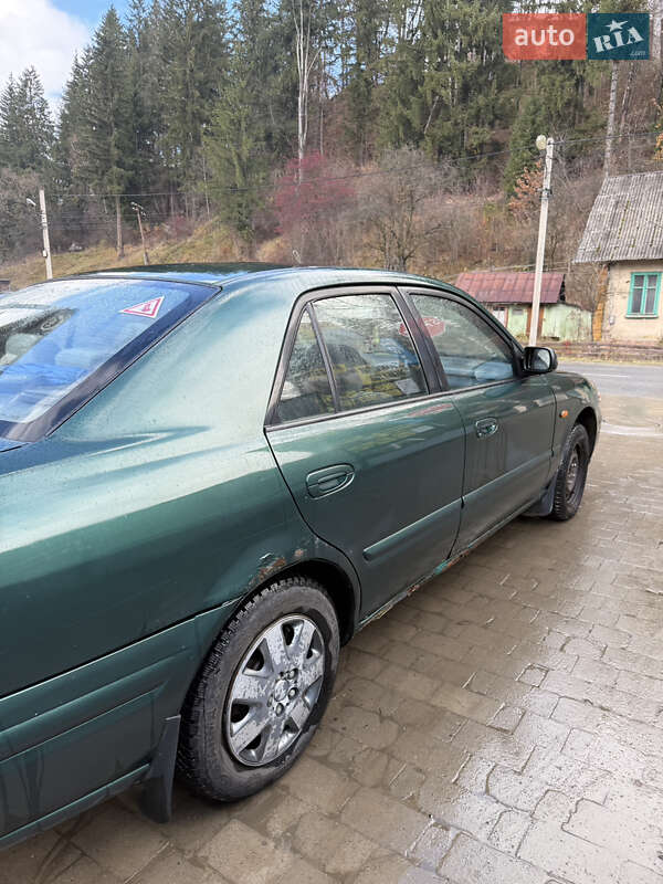 Седан Mazda 626 1997 в Верховине