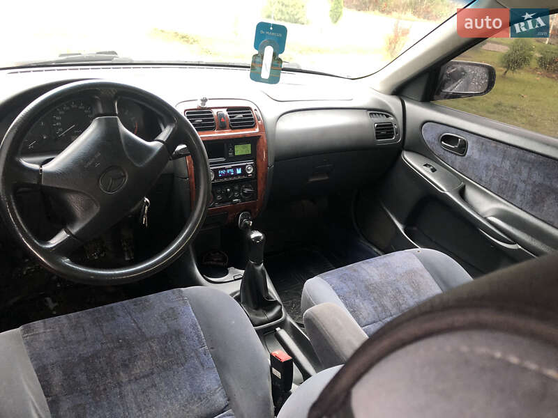 Седан Mazda 626 1998 в Самборе