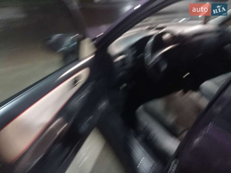 Універсал Mazda 626 1998 в Львові