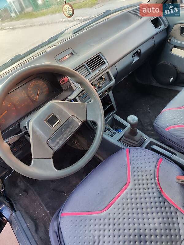 Хэтчбек Mazda 626 1986 в Луцке