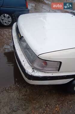 Седан Mazda 626 1987 в Одессе