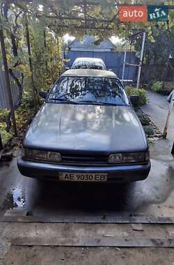Хетчбек Mazda 626 1988 в Дніпрі