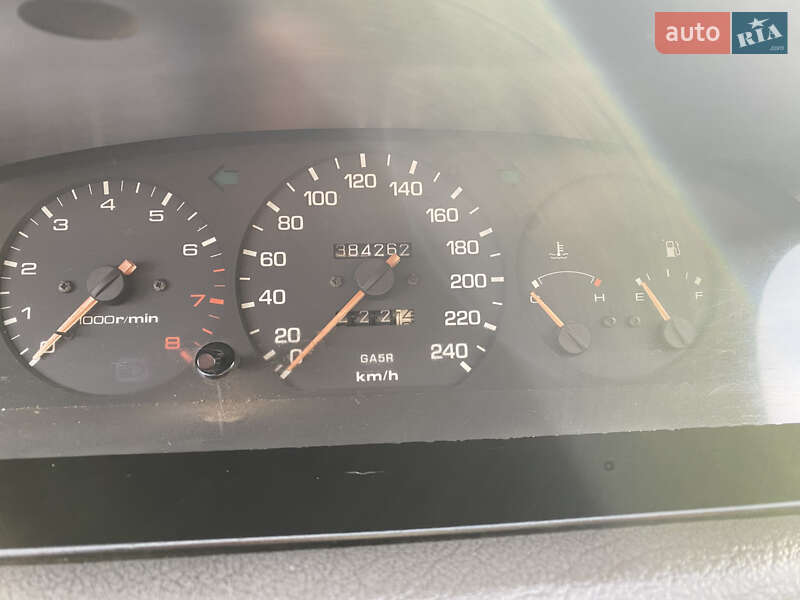 Седан Mazda 626 1993 в Шаргороде