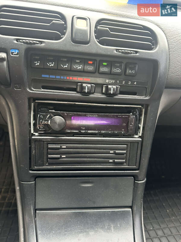 Седан Mazda 626 1994 в Києві