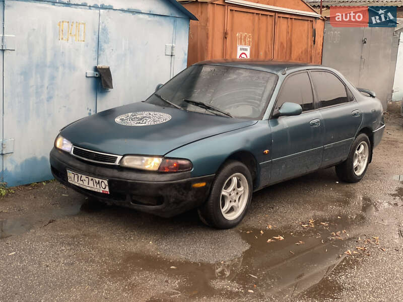 Седан Mazda 626 1992 в Виннице