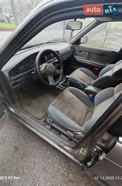 Седан Mazda 626 1988 в Харкові