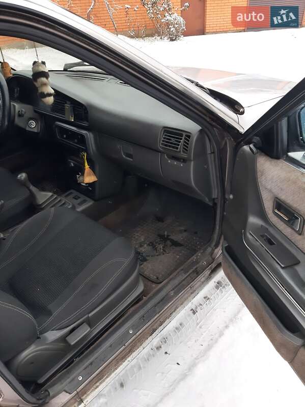 Хэтчбек Mazda 626 1989 в Одессе