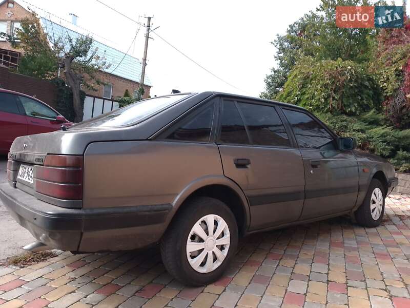 Хэтчбек Mazda 626 1987 в Никополе