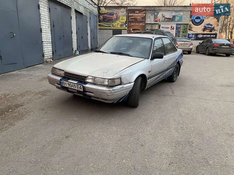 Хэтчбек Mazda 626 1989 в Кременчуге