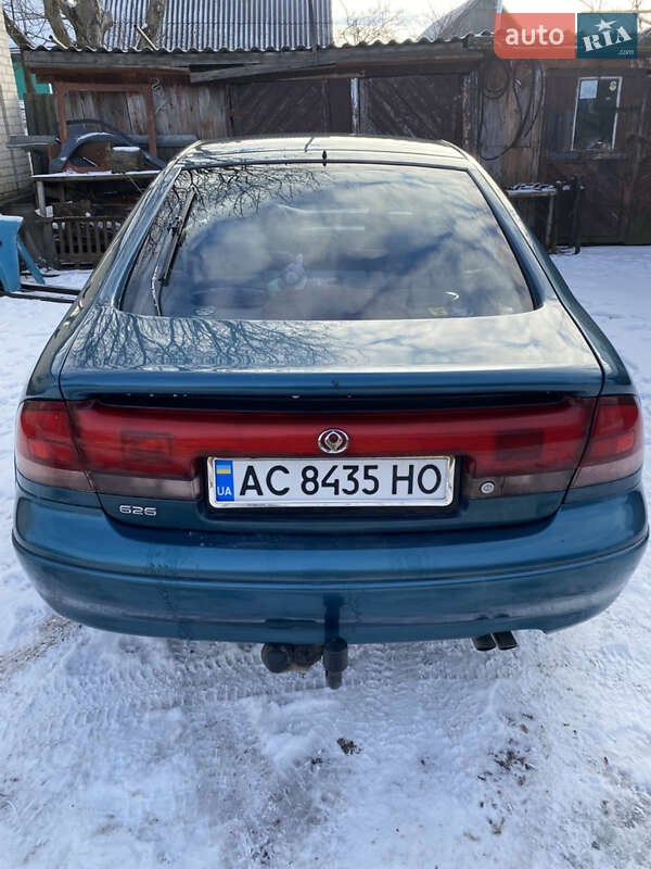 Хэтчбек Mazda 626 1995 в Турийске