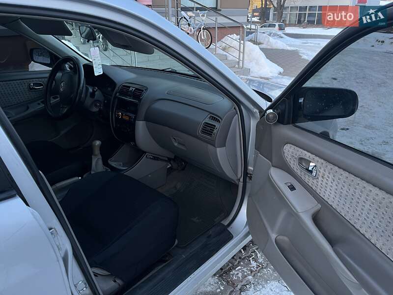 Седан Mazda 626 2002 в Ровно фото 6 Седан Mazda 626 2002 в Ровно