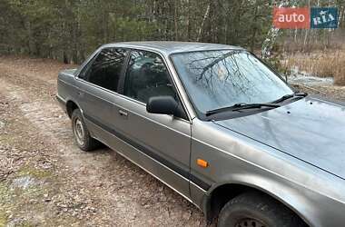 Седан Mazda 626 1988 в Малині