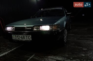 Седан Mazda 626 1989 в Новодністровську