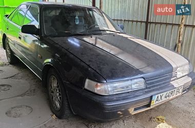 Хетчбек Mazda 626 1988 в Синельниковому