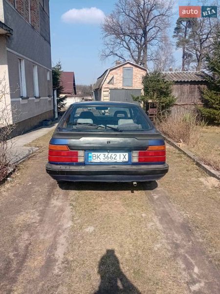 Хэтчбек Mazda 626 1986 в Ровно