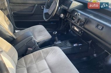 Седан Mazda 626 1985 в Киеве