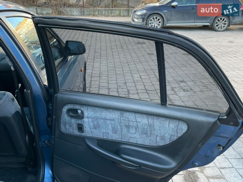 Хэтчбек Mazda 626 1998 в Львове