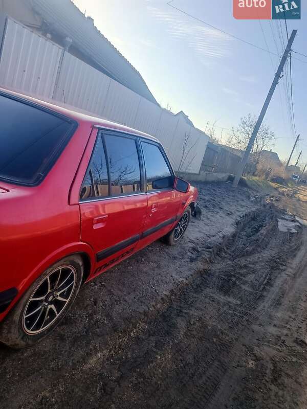 Седан Mazda 626 1986 в Белгороде-Днестровском