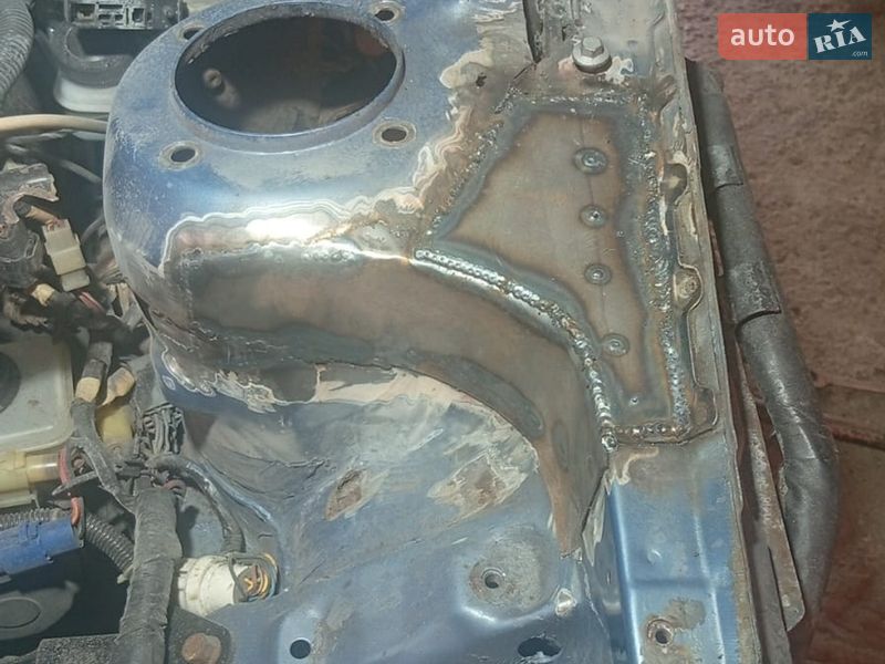 Хэтчбек Mazda 626 1989 в Ужгороде