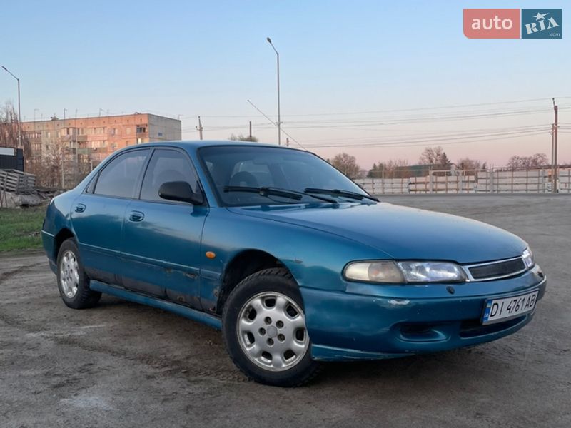 Седан Mazda 626 1992 в Киеве